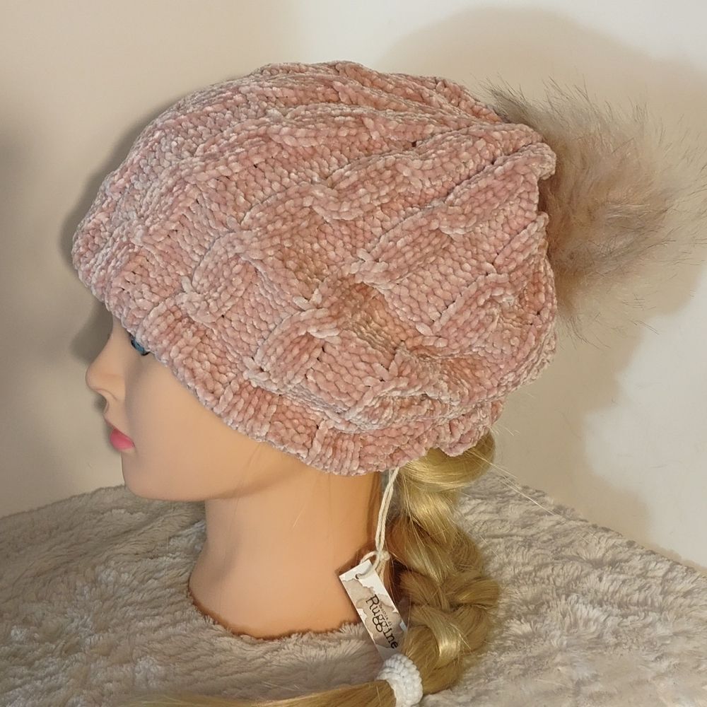 Ruggine Luxury Cable Knit Faux Fur Beanie